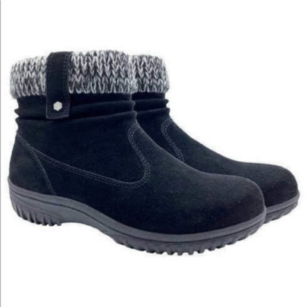 NIB KHOMBU | All Weather Laura Boots Black Suede - Picture 1 of 3